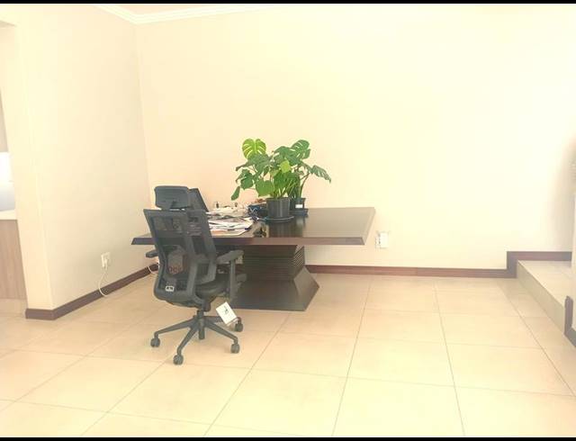 3 BEDROOM HOUSE FOR SALE IN MIDSTREAM MEADOWS